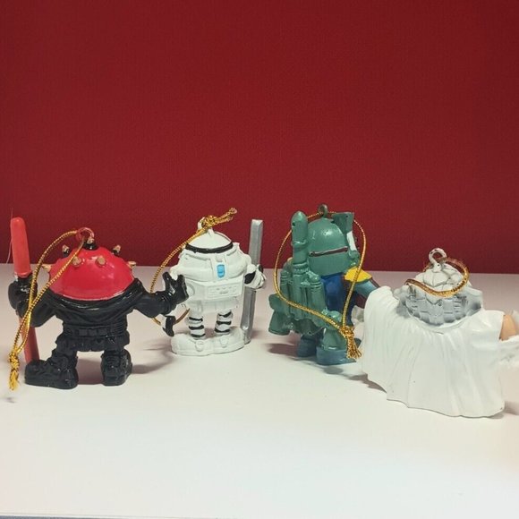 4 Star Wars Mpire M&M 2" Ornaments Lot Hanging or Standing - Picture 7 of 9